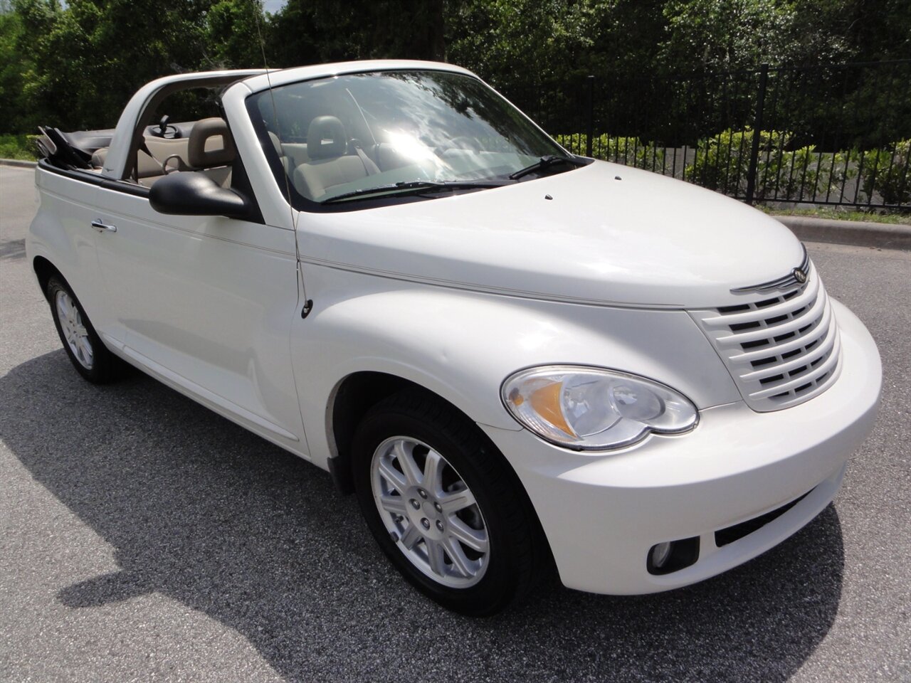 chrysler pt cruiser 2008 3C3HY55X78T139835 image chrysler pt cruiser 2008 3C3HY55X78T139835 image